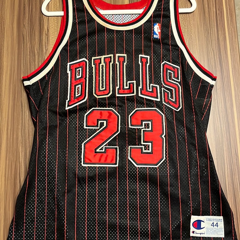 NBA Bulls Vintage Jersey #23 Jordan size 44.